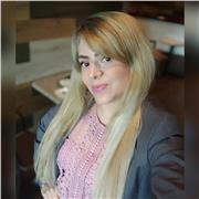 profesora de Inglès, Negocios y Legal imparte clases a todo nivel